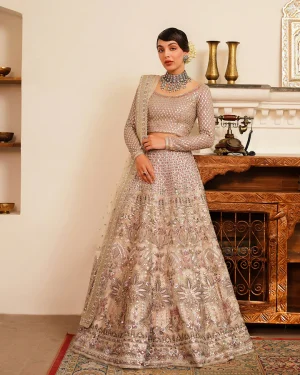 Faatin By Faiza Saqlain