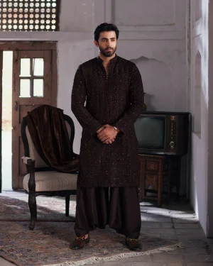 Vikal By Faiza Saqlain