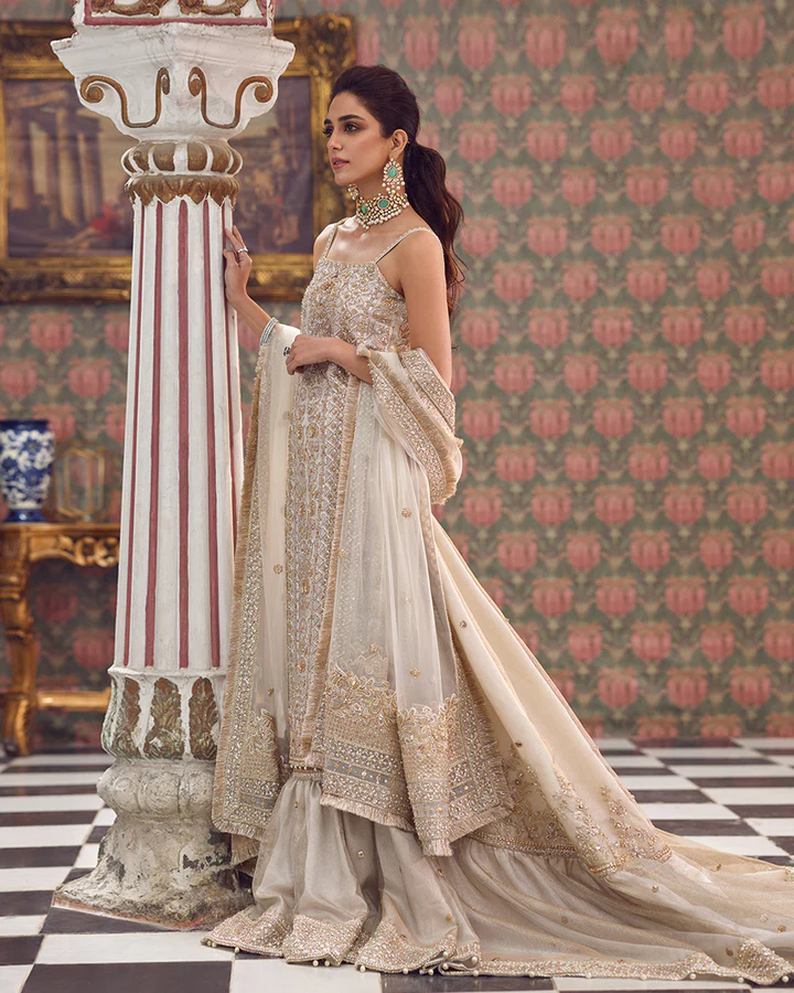 Rinaz By Faiza Saqlain